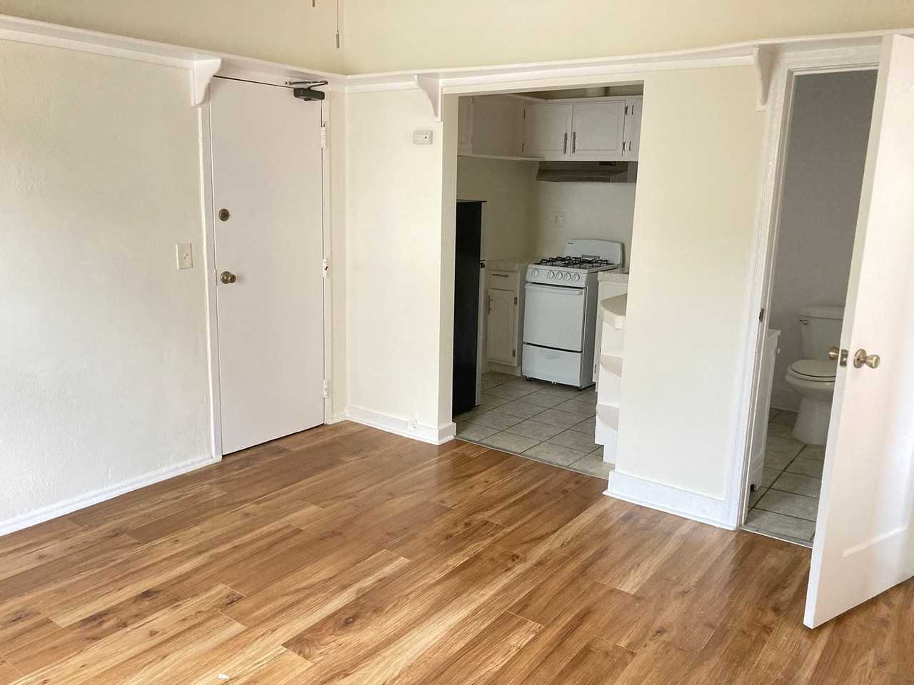 mon5233 - Photo 7 of 18