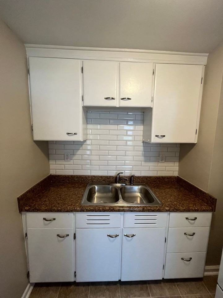 263 E Beechwold Blvd - Photo 5 of 22