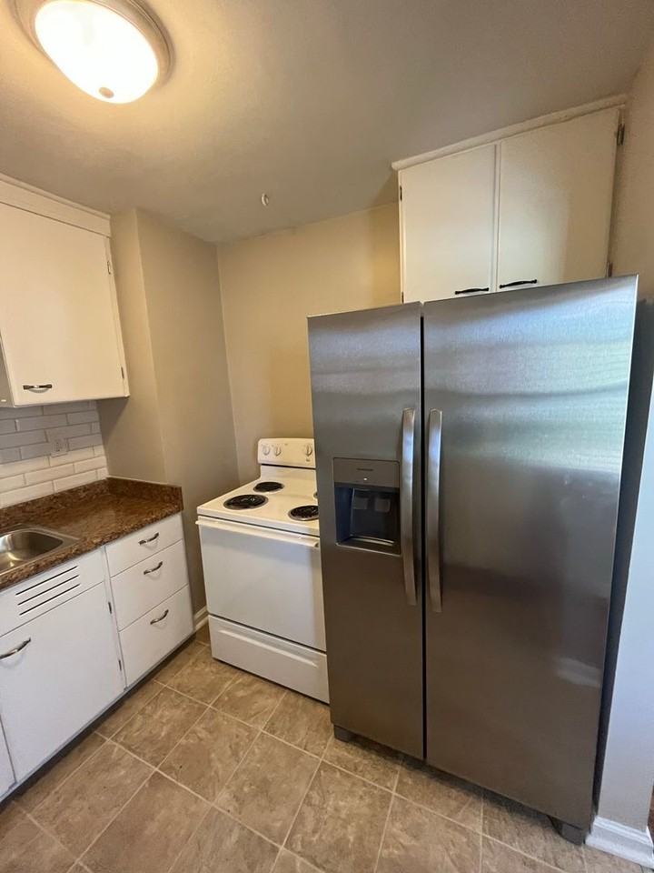 263 E Beechwold Blvd - Photo 6 of 22