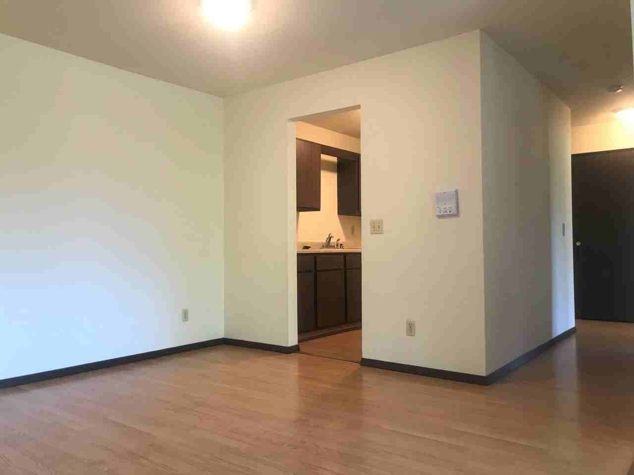 FLP 4510 Thurston Lane - Photo 7 of 21