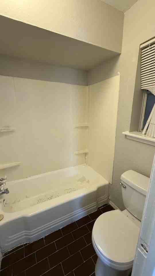 Richmond (1660) - Photo 6 of 25