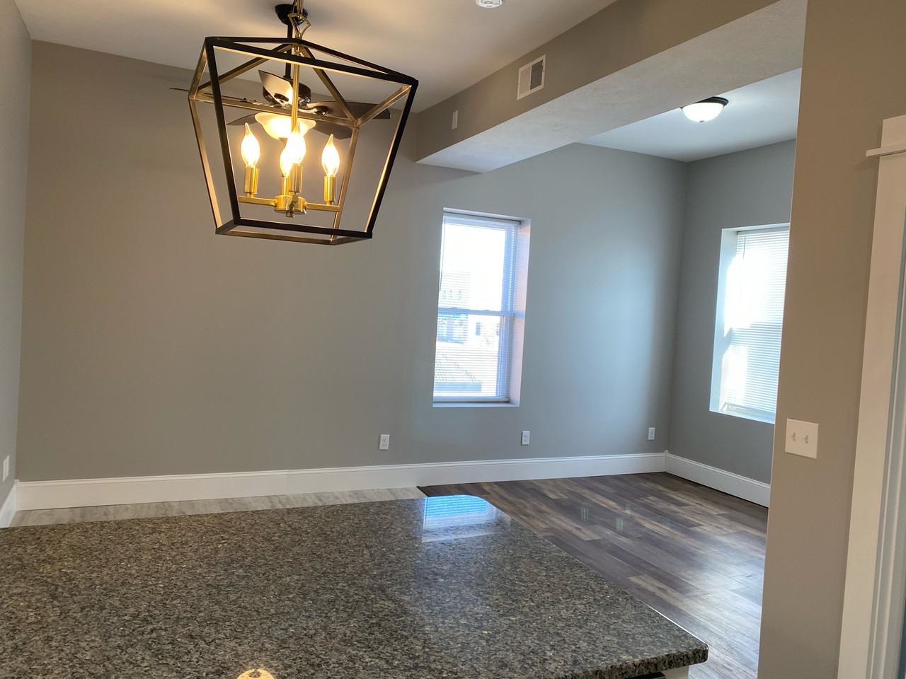 201 West Avenue-Ironhorse Flats - Photo 3 of 37