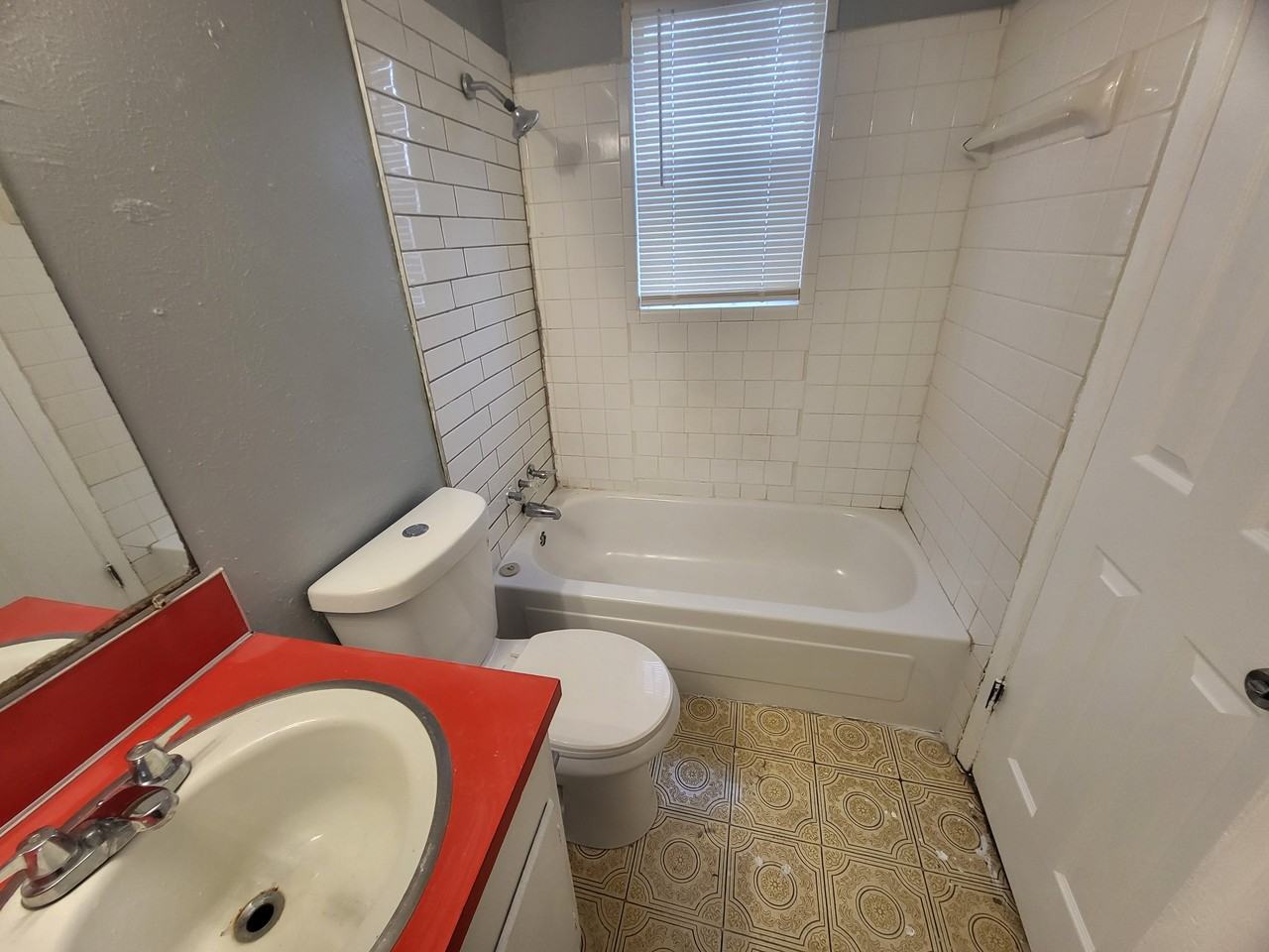 1318 North 18th Street - Photo 4 of 21