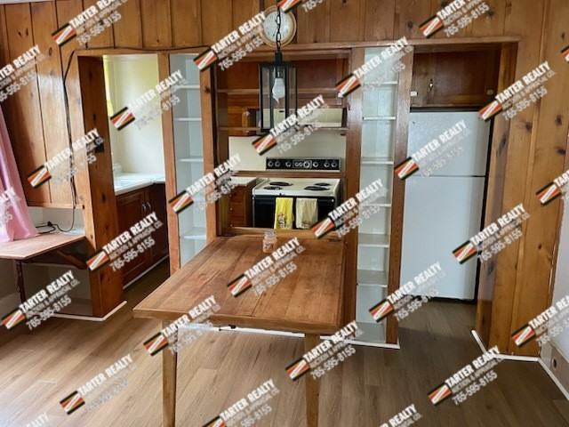 DJH 4482 W. State Road 32 - Photo 3 of 6