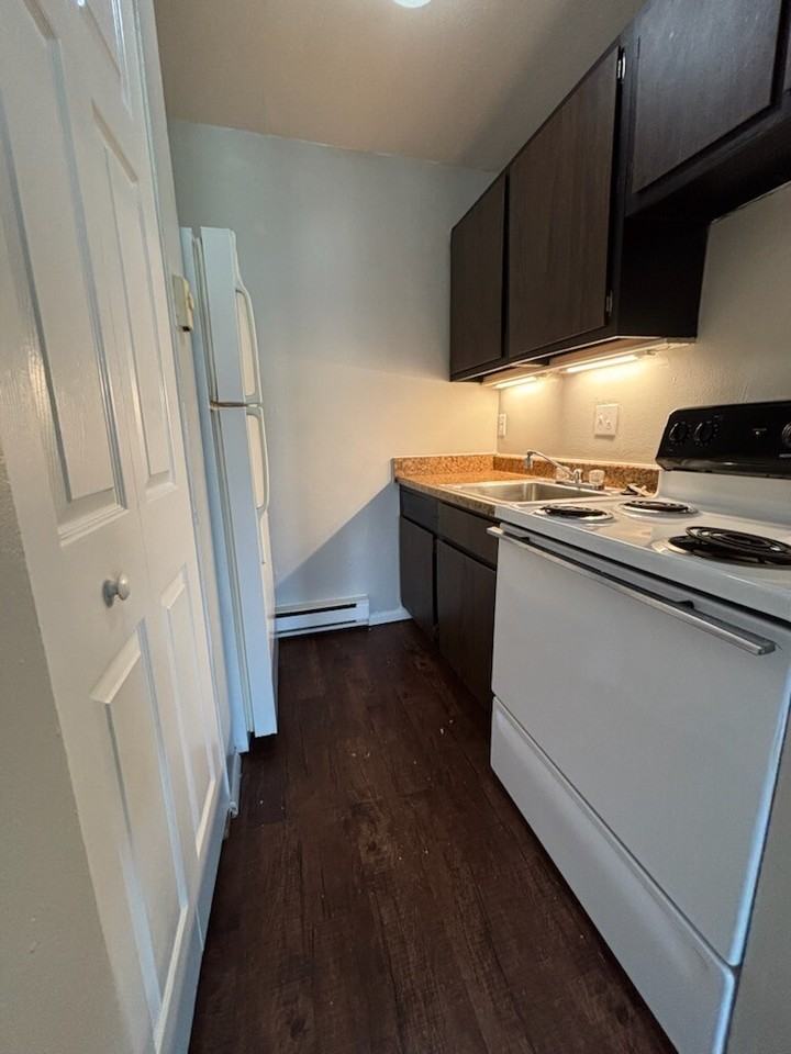 Tecumseh Townhomes - Photo 2 of 5