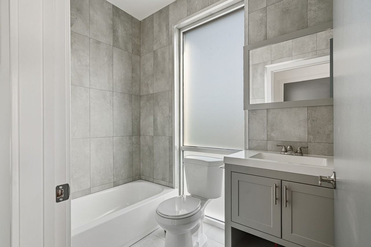 1235 North Franklin Street - Photo 5 of 18