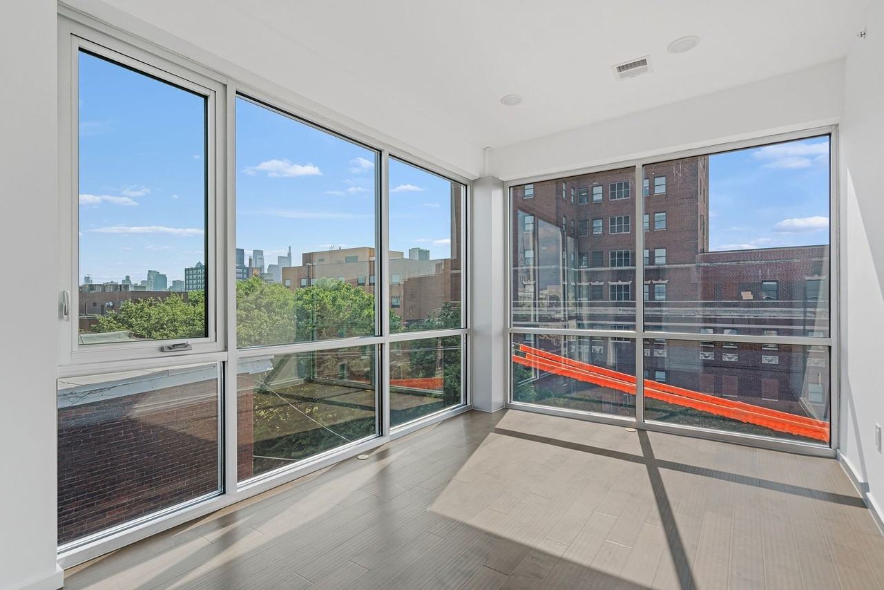 1235 North Franklin Street - Photo 6 of 18