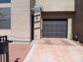 915 Edith Blvd NE - Photo 1 of 1