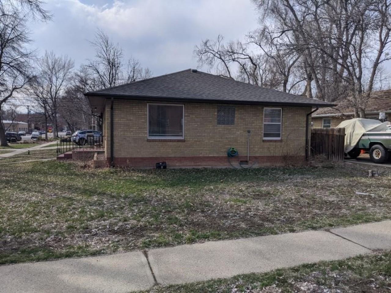 400 Longs Peak Ave - Photo 3 of 13