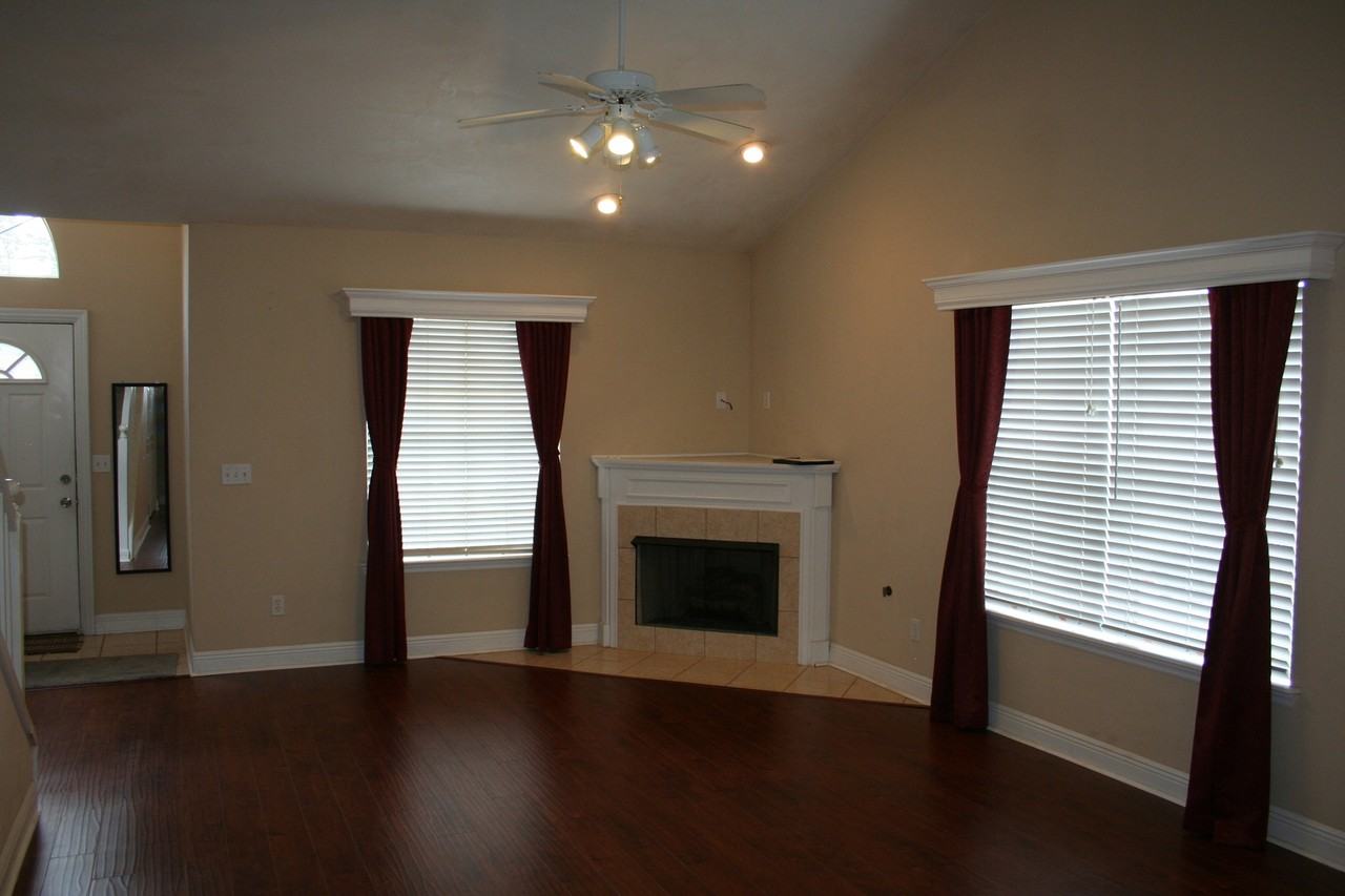 3538 Chatelaine Ct - Photo 5 of 33