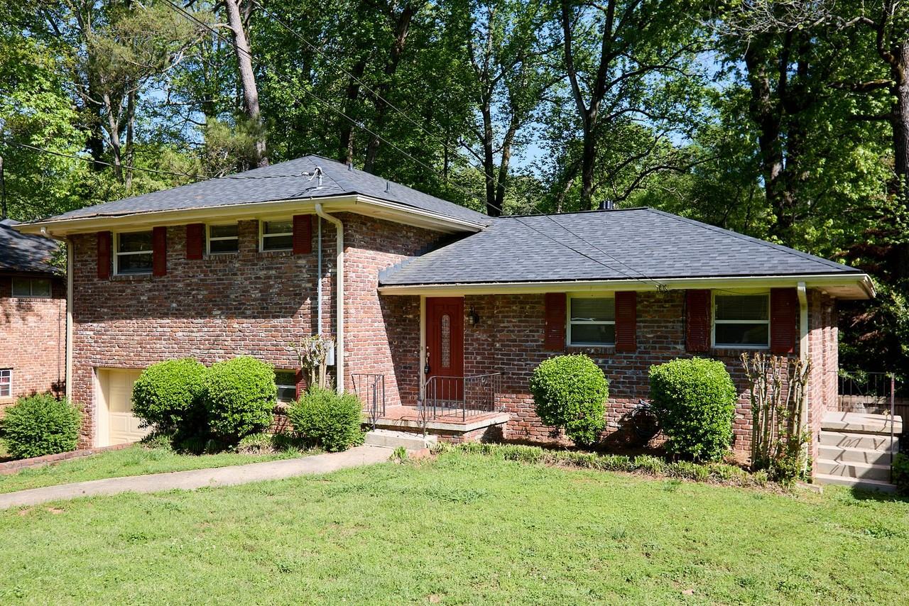 1950 Farris Dr