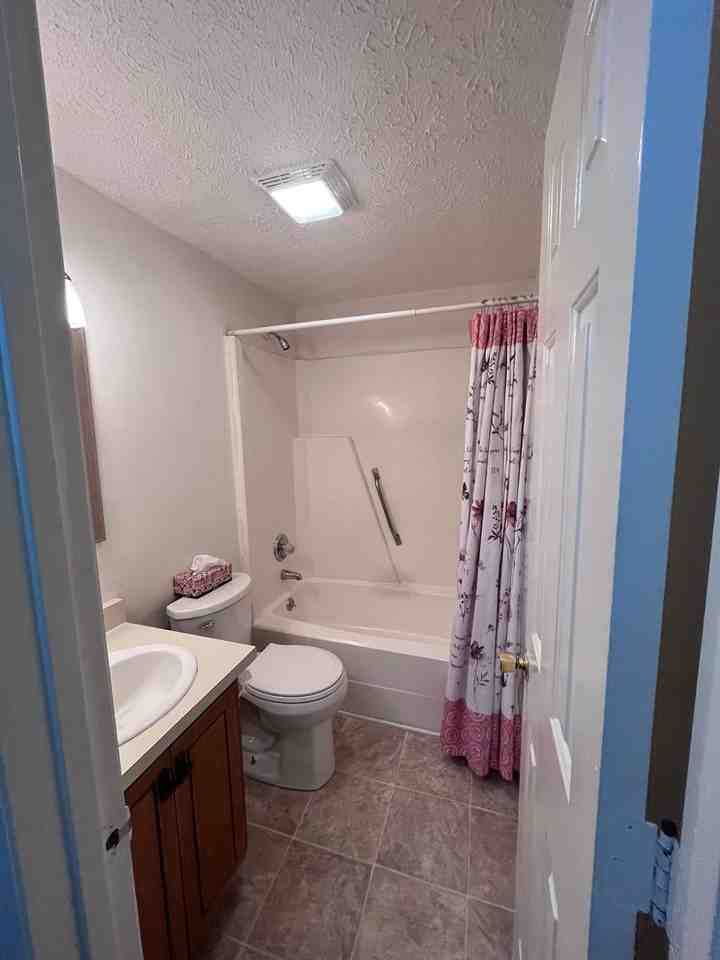 1003 Old Charleston Circle - Photo 7 of 15