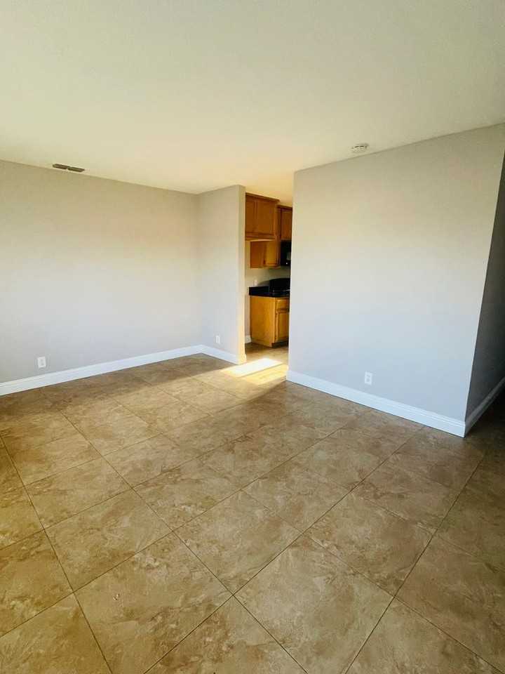 4404 Pinell St - Photo 2 of 6