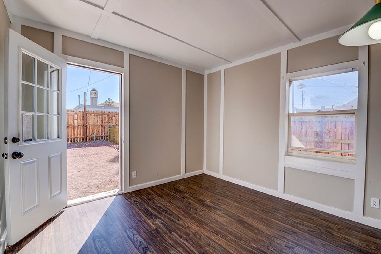 18 Magnesium St - Photo 6 of 49