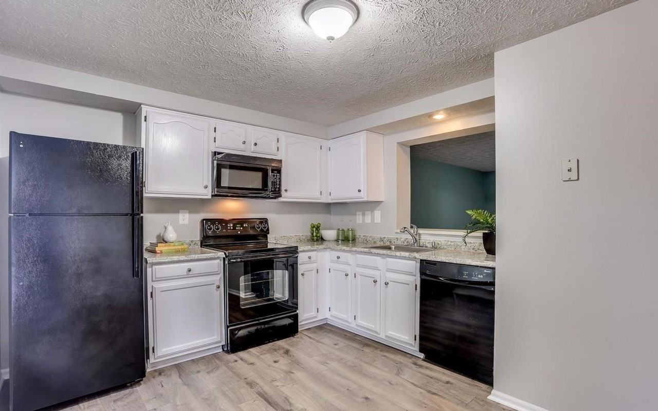 9520 Donnan Castle Ct - Photo 3 of 20