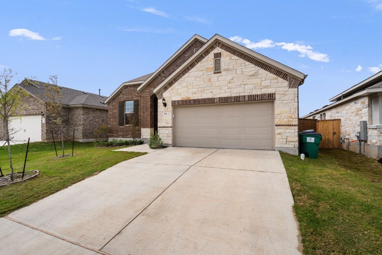129 Smokebush Trl - Photo 3 of 31