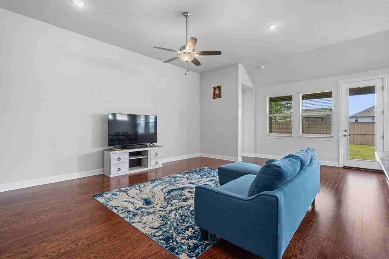 129 Smokebush Trl - Photo 7 of 31