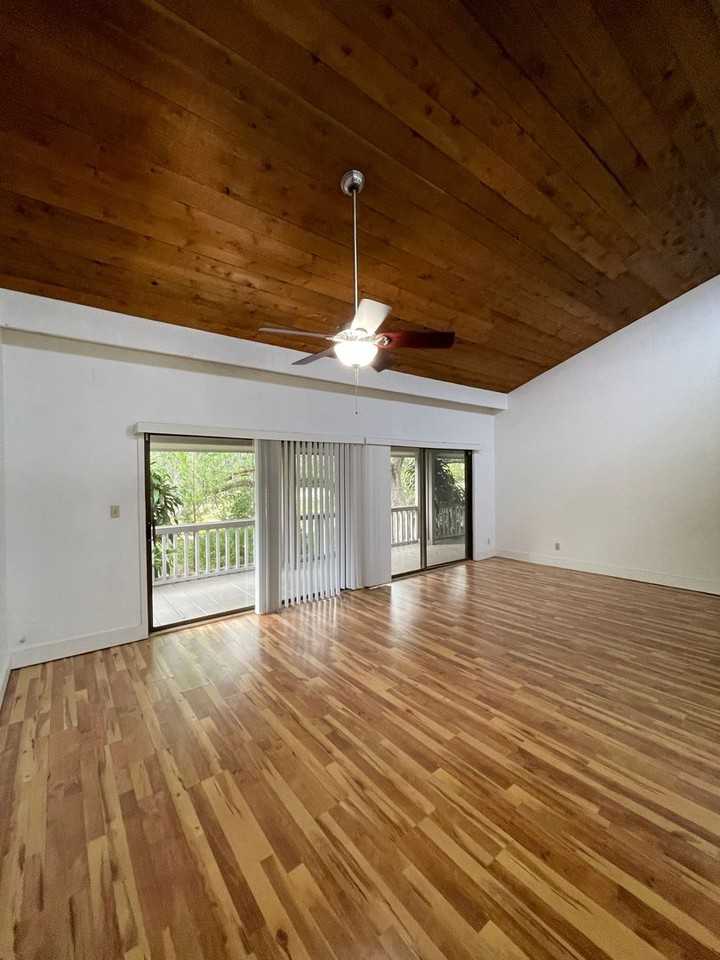 3318 Camelot Dr #3318 - Photo 3 of 25