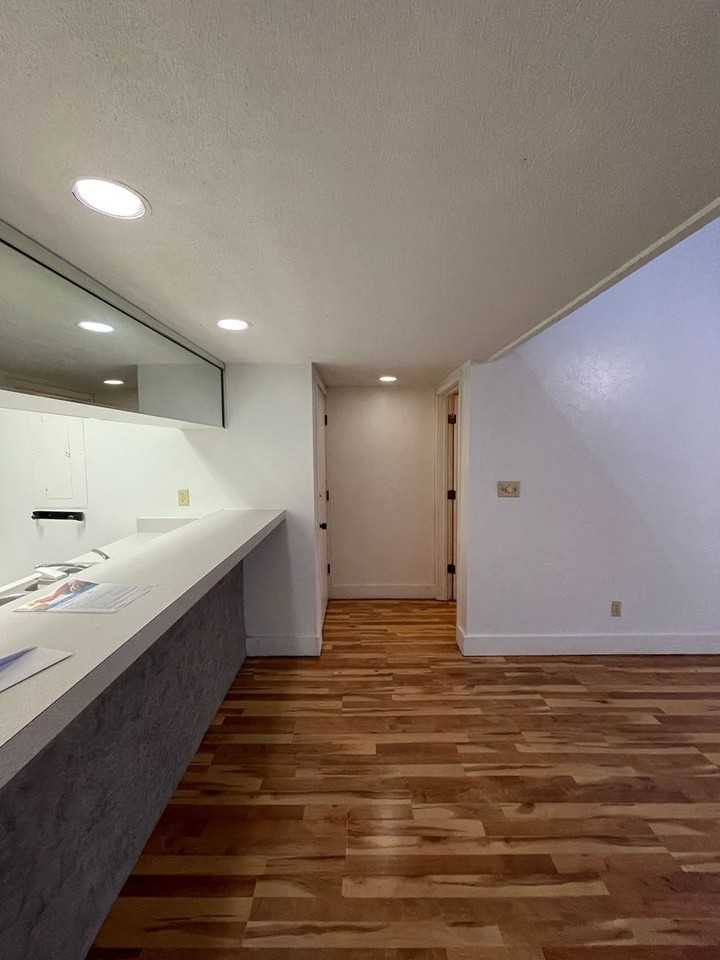 3318 Camelot Dr #3318 - Photo 7 of 25