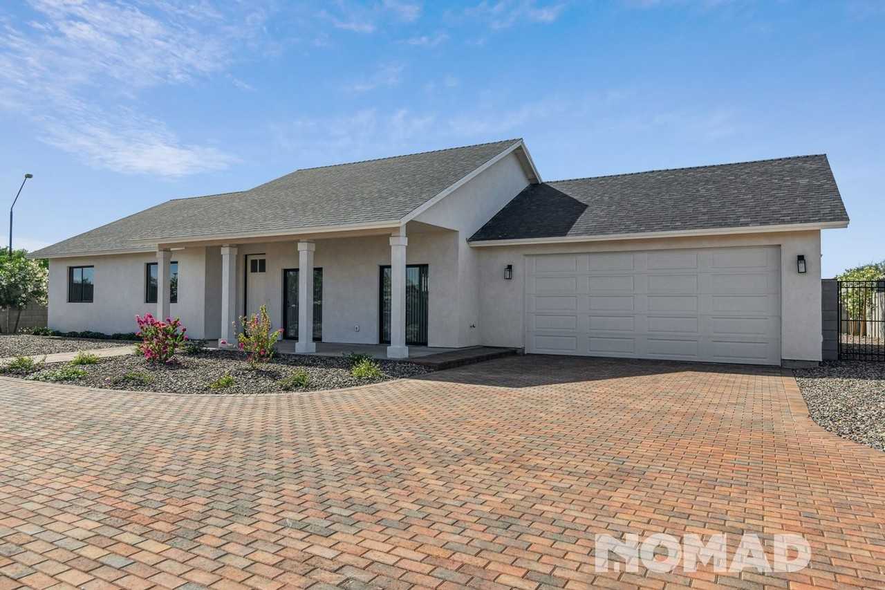 14341 E Williams Field Rd - Photo 2 of 26