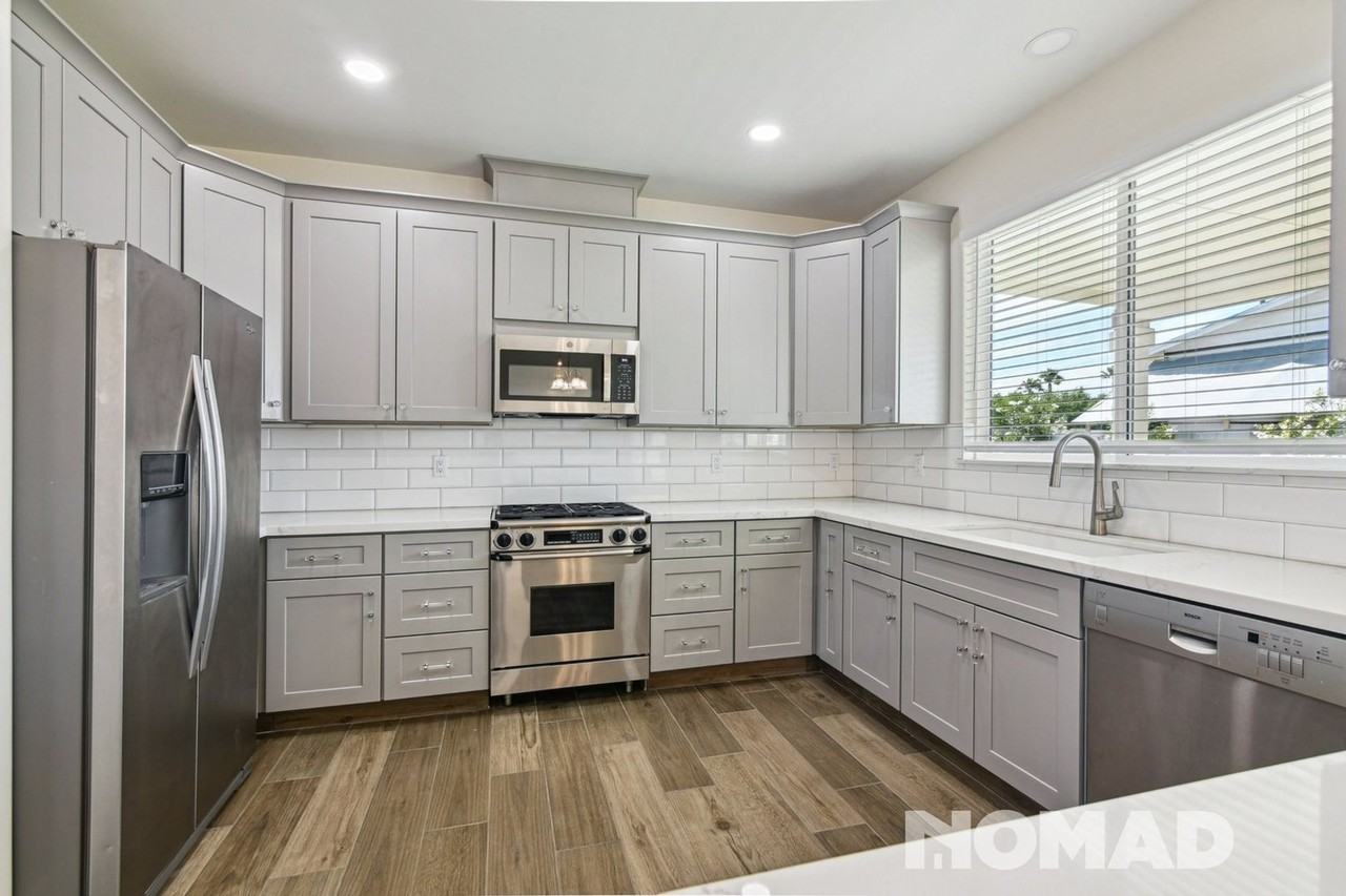 14341 E Williams Field Rd - Photo 4 of 26