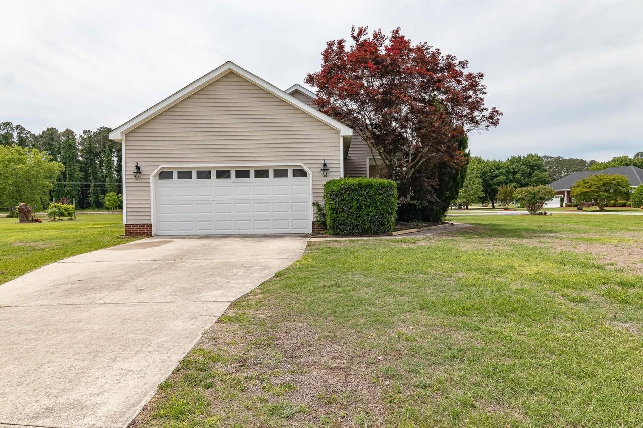 104 Ellington Way - Photo 2 of 25