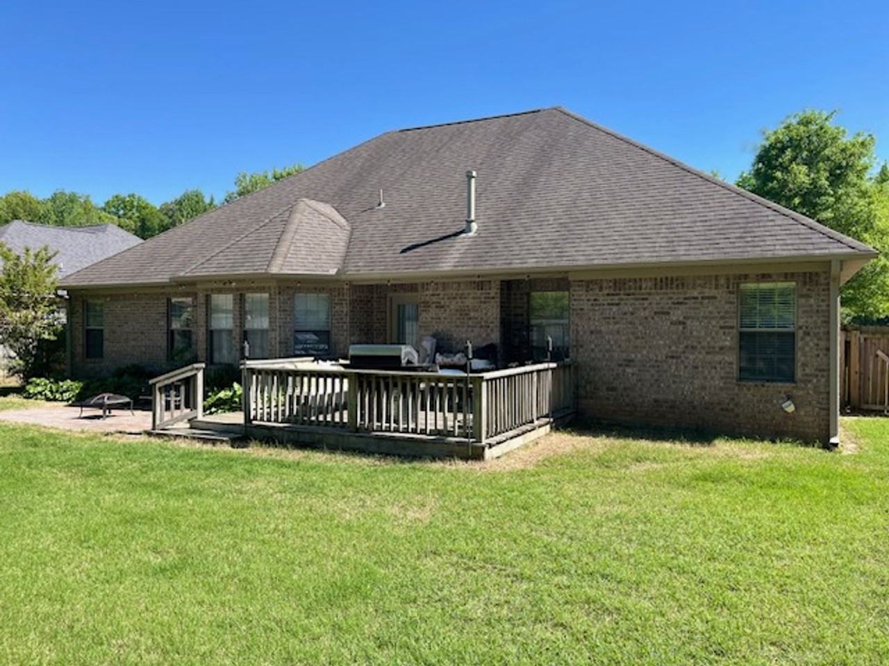 25 Summerset - Photo 4 of 46