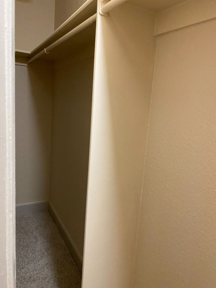 7580 Kings Ridge Rd - Photo 4 of 18