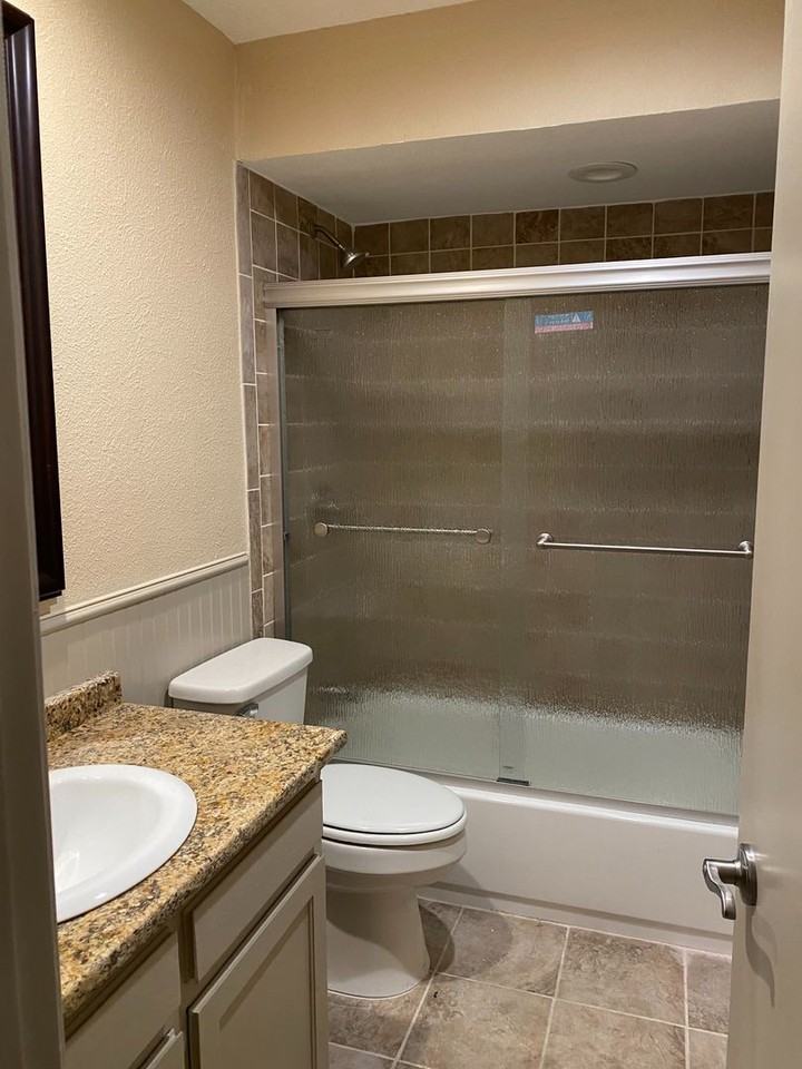 7580 Kings Ridge Rd - Photo 7 of 18