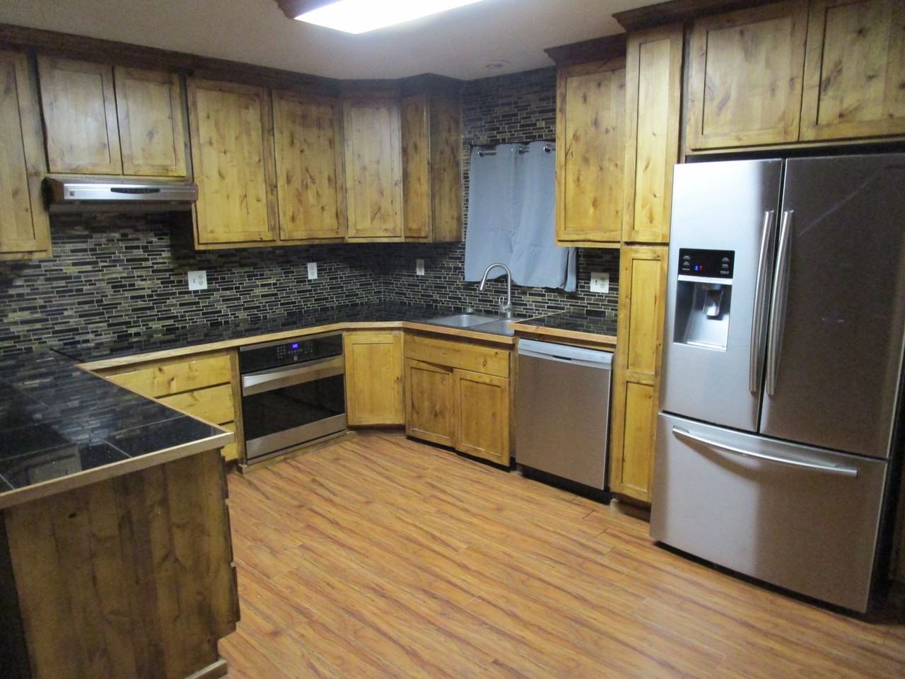 11311 Nw Jordan Ave - Photo 3 of 18