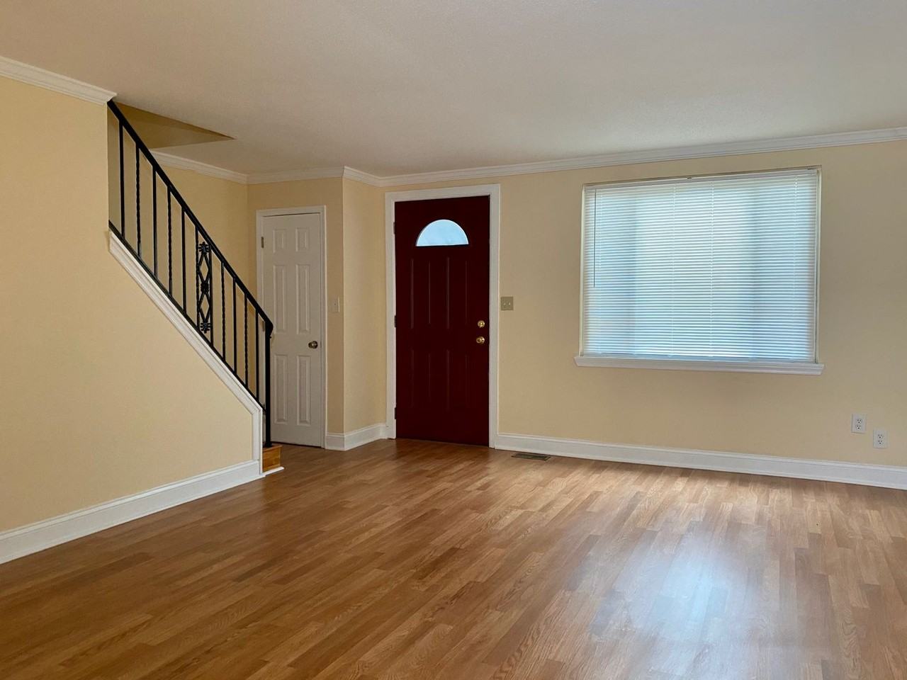 8634 Willow Oak Rd - Photo 2 of 20