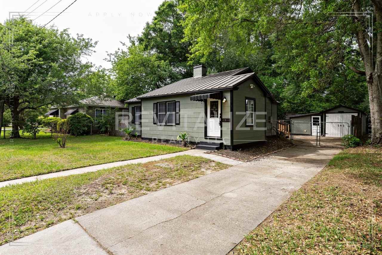 2308 Emogene St - Photo 3 of 43