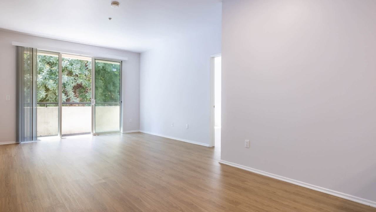 Lindley - Photo 4 of 29