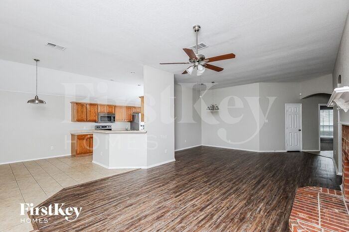 9228 Alyssa Dr - Photo 2 of 16