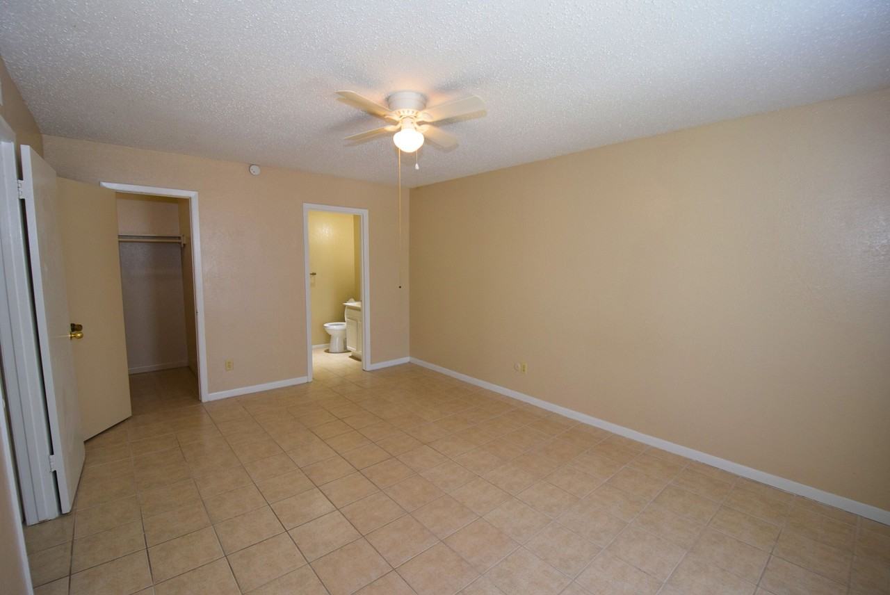 2733 Waldron Rd #71 - Photo 3 of 12