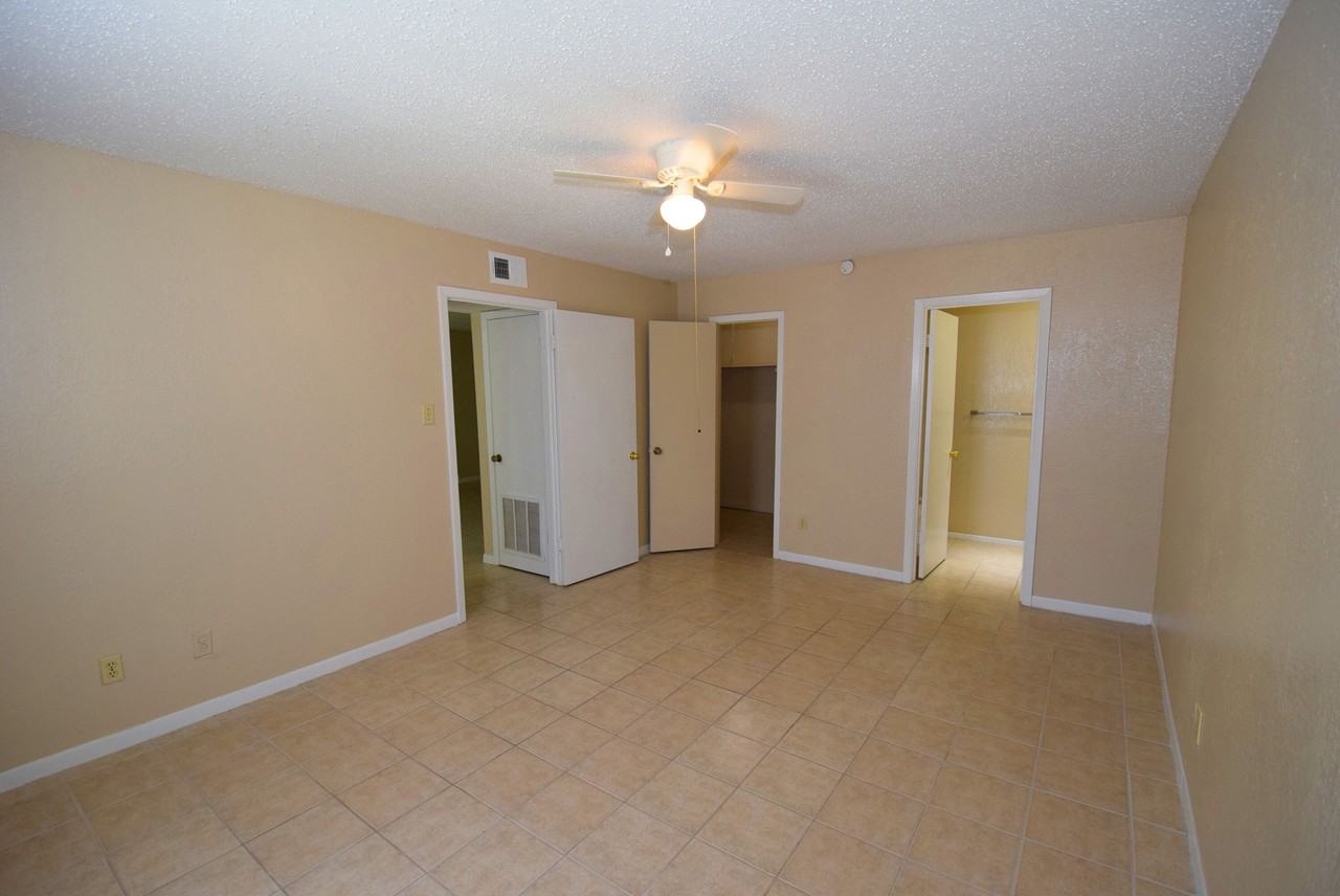 2733 Waldron Rd #71 - Photo 4 of 12