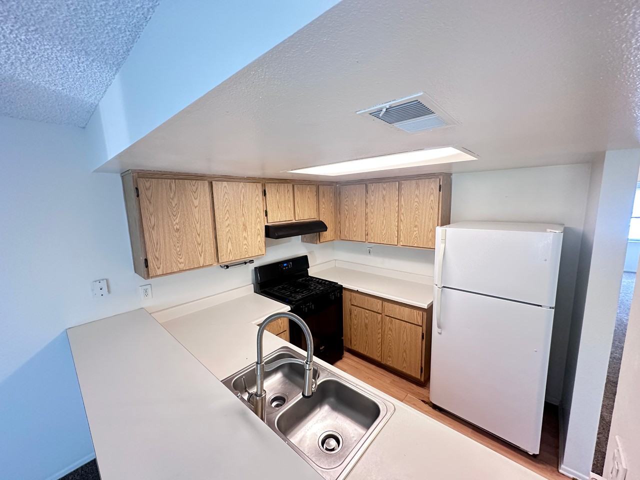 18209 Sierra Hwy #40 - Photo 5 of 20