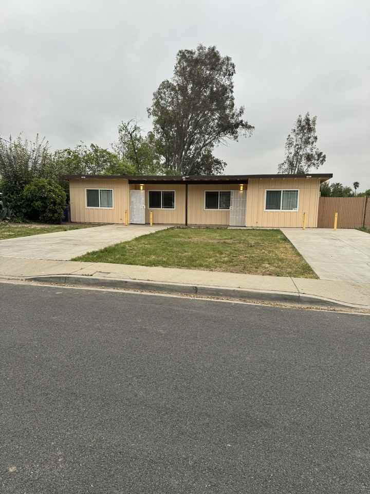 4237 N 3rd Ave #NA - Photo 2 of 13