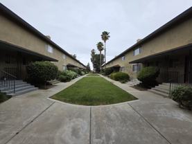 2508 Oswell St - Photo 1 of 1