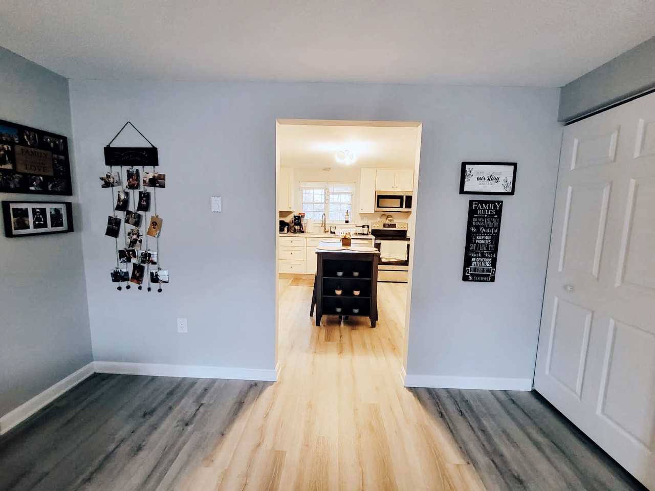 2 Maple Crest Cir #C - Photo 3 of 7