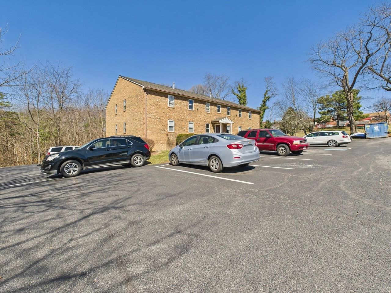 2407 Bare Street - Photo 3 of 13