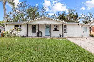 featured image of 1016 Beachwood Ave