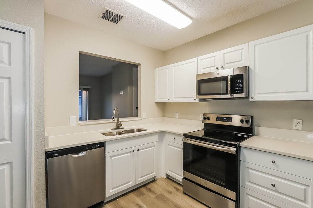 529 Delido Way - Photo 7 of 16