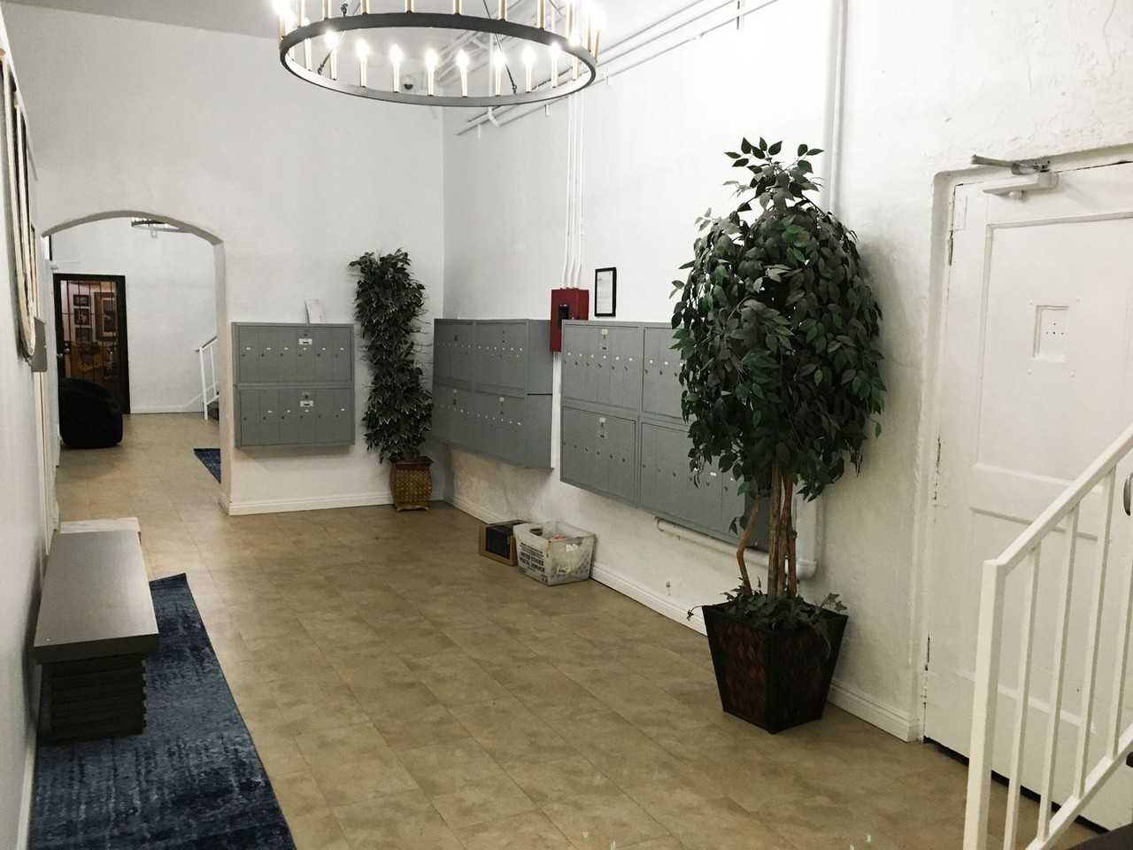 mon5233 - Photo 3 of 18