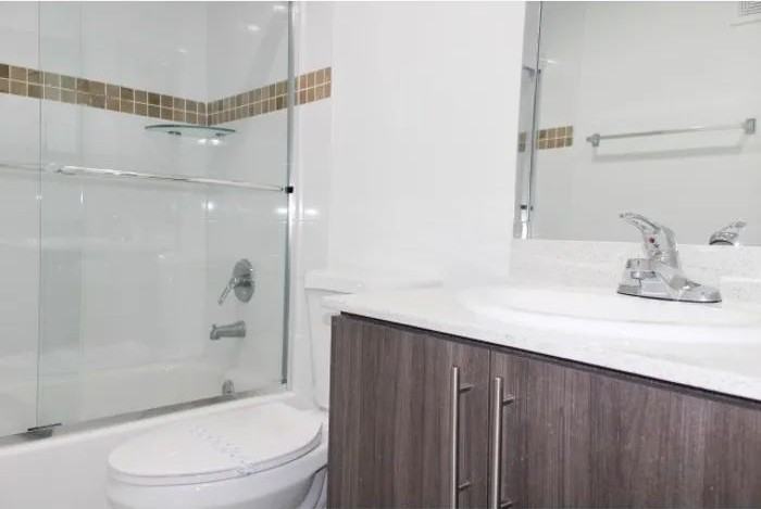 1337 W 49th Pl ##D1 - Photo 5 of 14