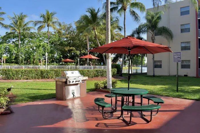 12245 Sw 18th Ter ##C - Photo 2 of 11