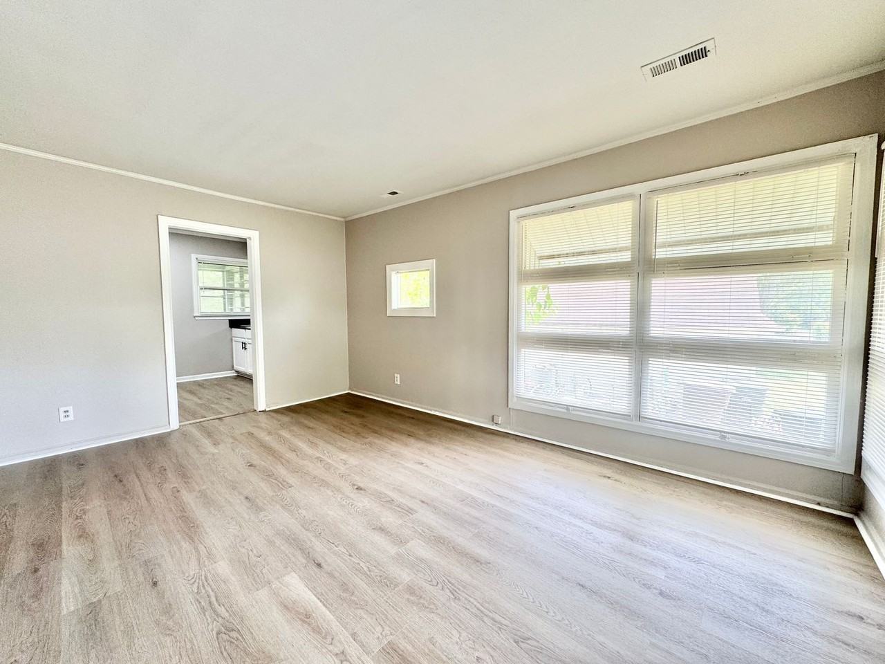 1405 Denim Rd - Photo 2 of 14