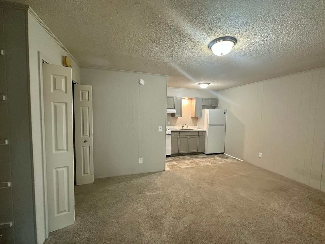 116 Creekside Dr - Photo 4 of 10