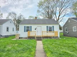 featured image of 729 N Elmer St