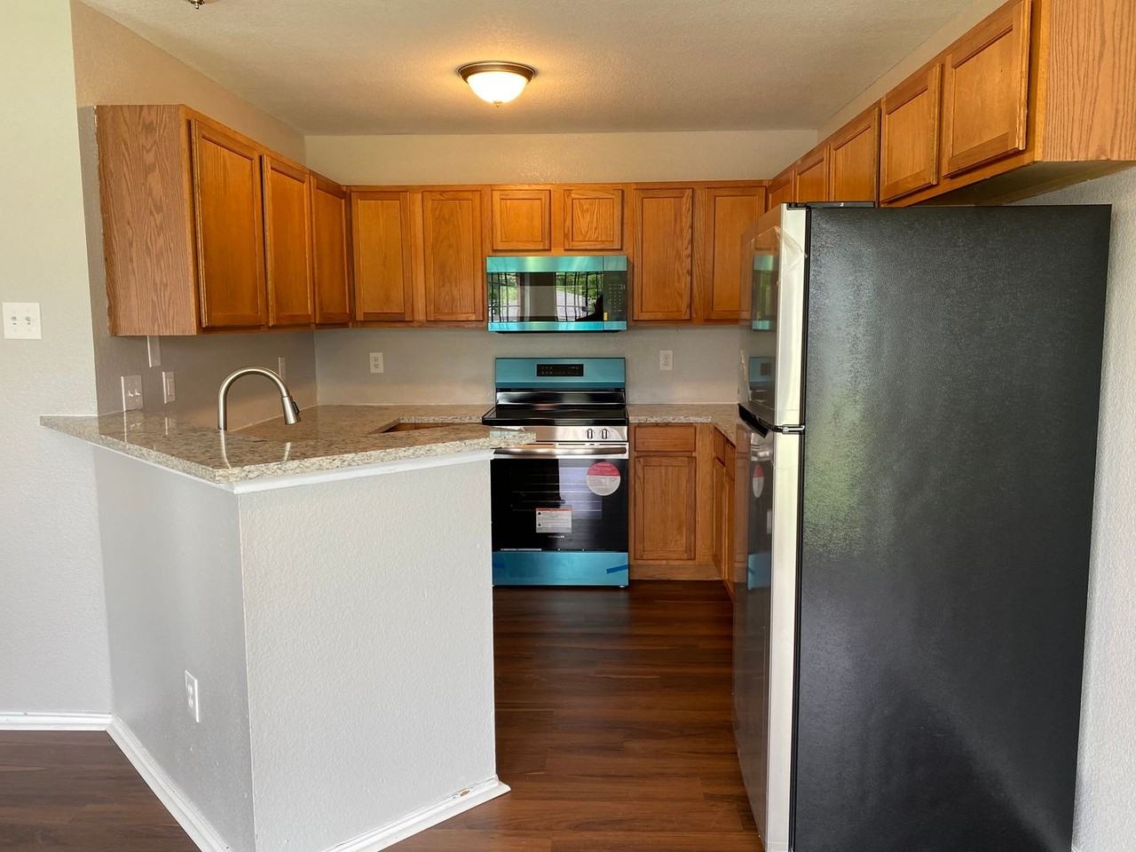 2520 Fatima Ave - Photo 3 of 13